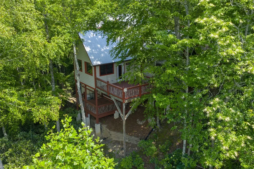 3605 Pilot Knob Road Glenville NC 28736