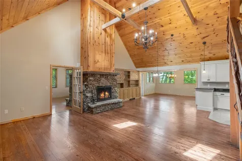 3605 Pilot Knob Road Glenville NC 28736