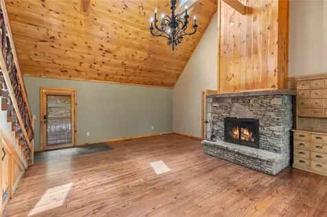 3605 Pilot Knob Road Glenville NC 28736