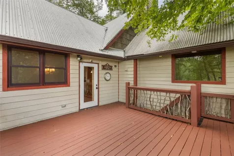 3605 Pilot Knob Road Glenville NC 28736