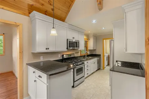 3605 Pilot Knob Road Glenville NC 28736