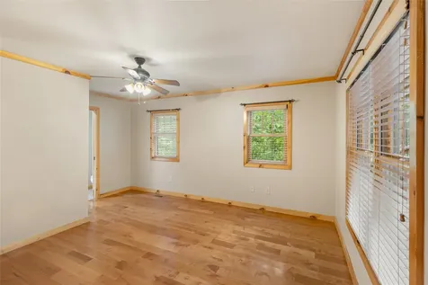 3605 Pilot Knob Road Glenville NC 28736