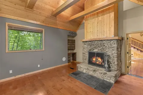3605 Pilot Knob Road Glenville NC 28736