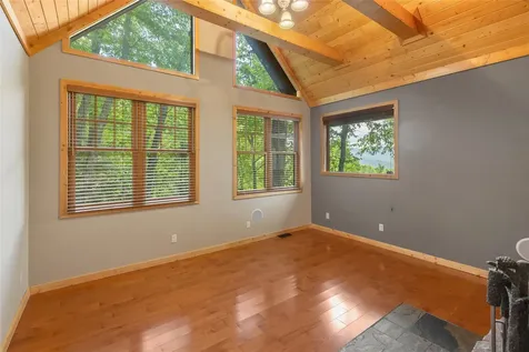 3605 Pilot Knob Road Glenville NC 28736