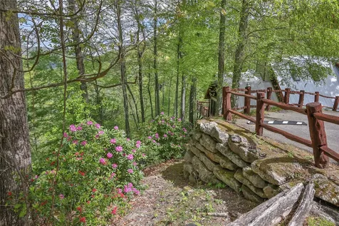 3605 Pilot Knob Road Glenville NC 28736