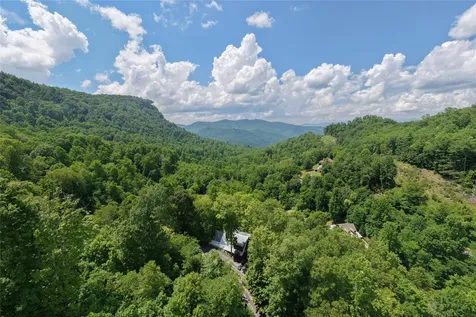 3605 Pilot Knob Road Glenville NC 28736