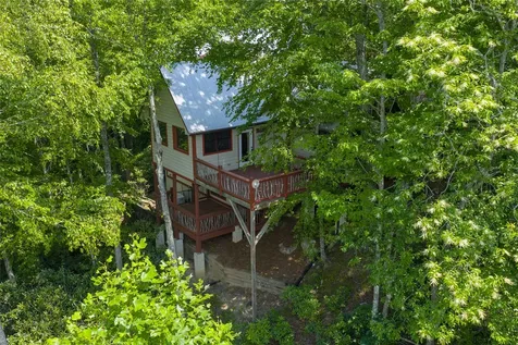 3605 Pilot Knob Road Glenville NC 28736