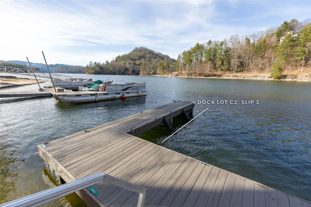 4361 Hwy 107 N Glenville NC 28736