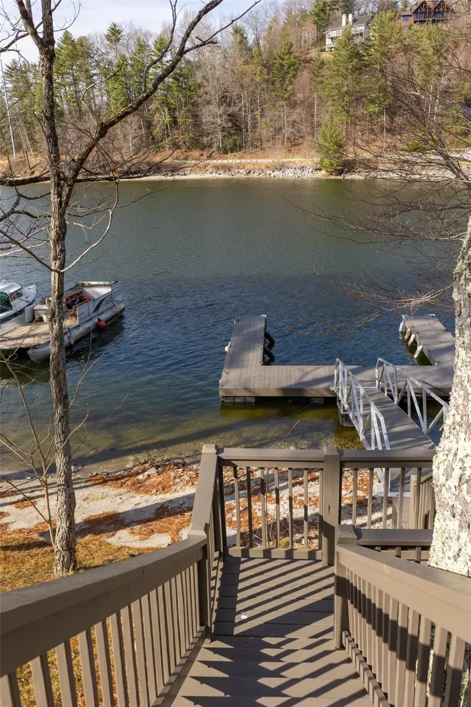 4361 Hwy 107 N Glenville NC 28736