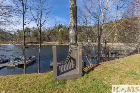 4361 Hwy 107 N Glenville NC 28736