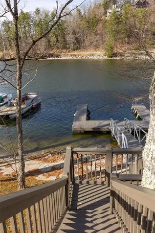 4361 Hwy 107 N Glenville NC 28736