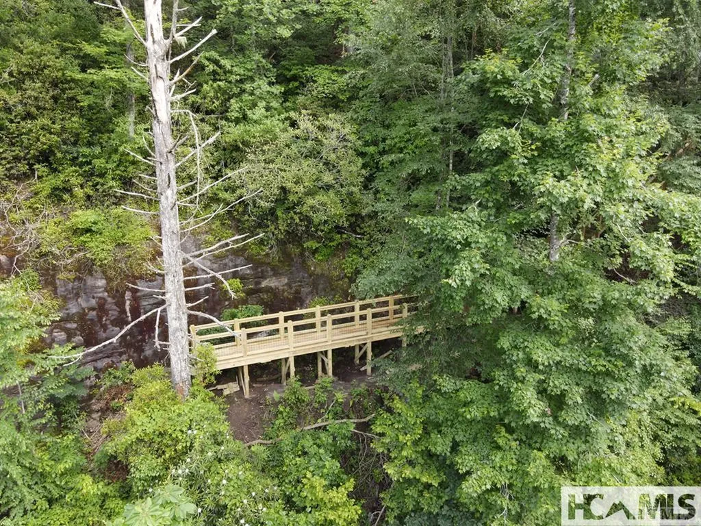 Lt 2 Saratay Falls Drive Cashiers NC 28741