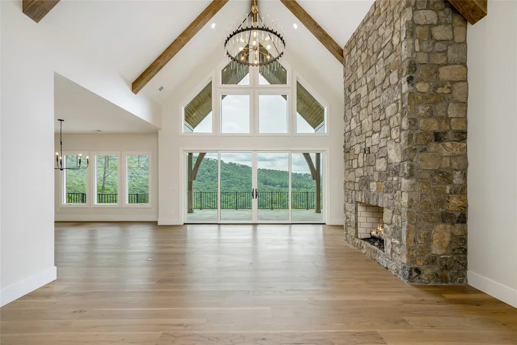 148 East Ridge Road Cashiers NC 28717