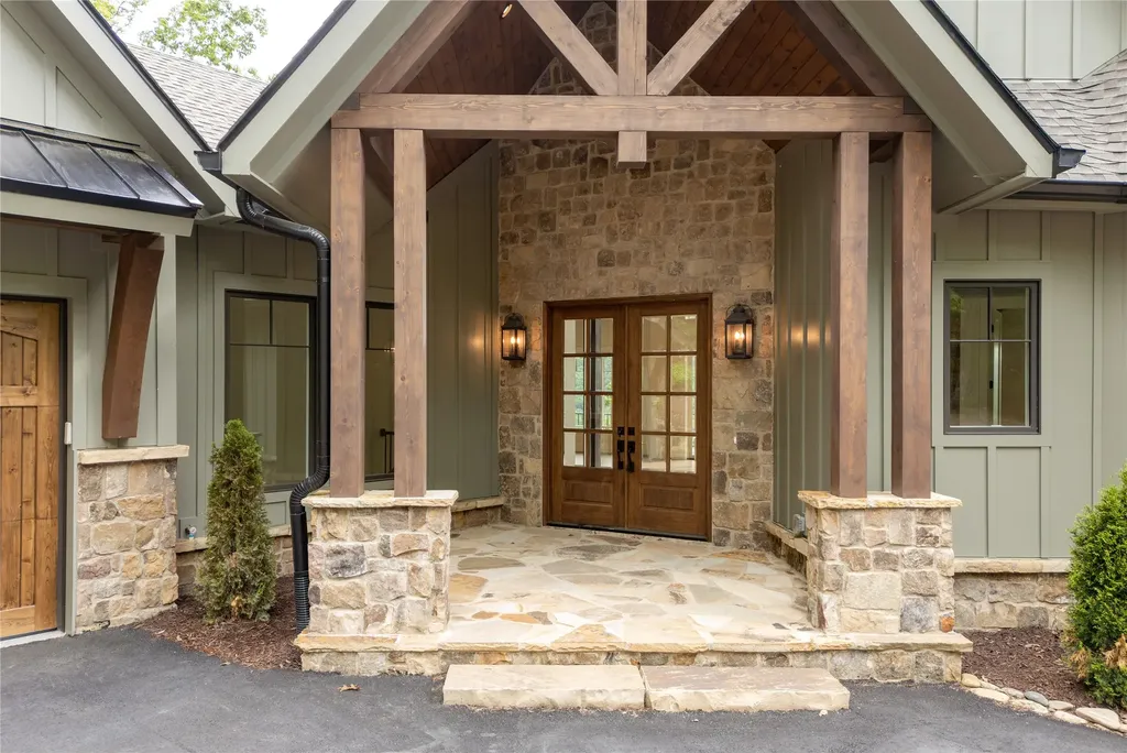 148 East Ridge Road Cashiers NC 28717