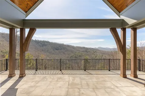 148 East Ridge Road Cashiers NC 28717