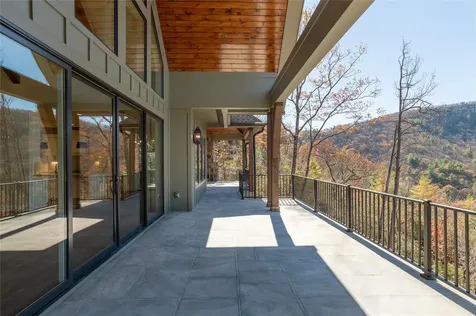 148 East Ridge Road Cashiers NC 28717