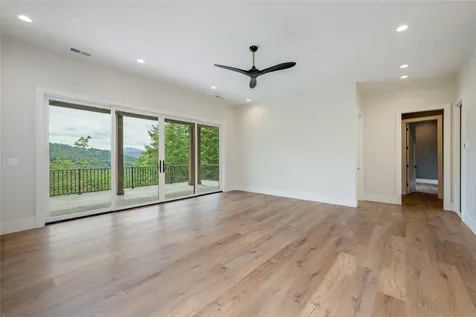 148 East Ridge Road Cashiers NC 28717