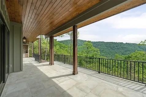 148 East Ridge Road Cashiers NC 28717