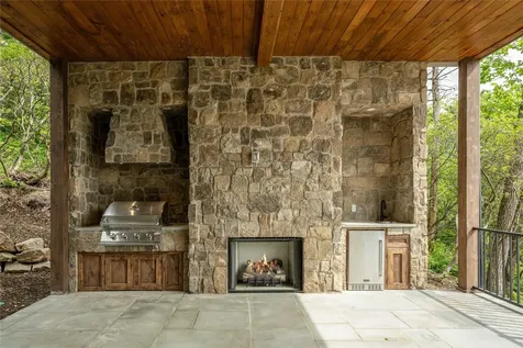 148 East Ridge Road Cashiers NC 28717