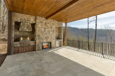 148 East Ridge Road Cashiers NC 28717
