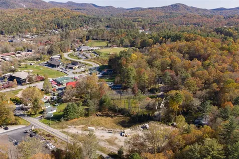462 Us 64 West Cashiers NC 28717