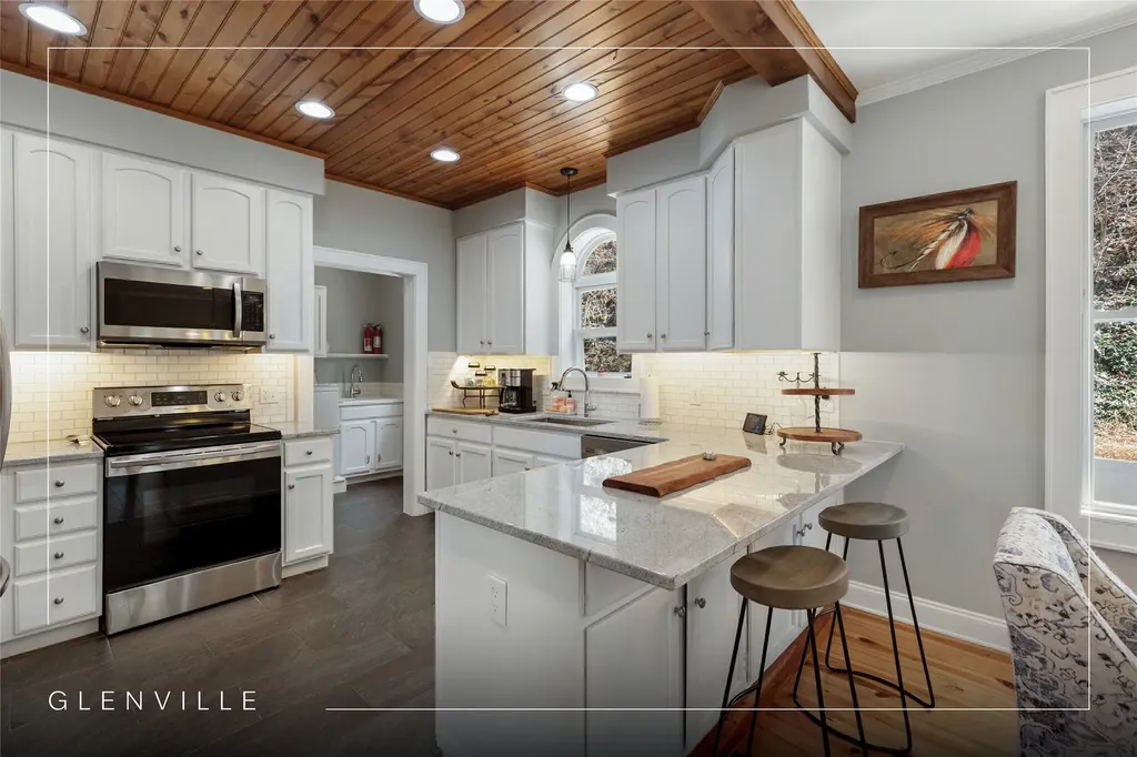 139 Stinger Ridge Glenville NC 28736
