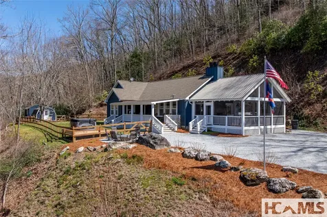 139 Stinger Ridge Glenville NC 28736