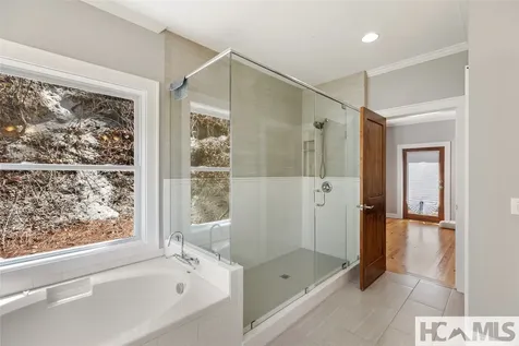 139 Stinger Ridge Glenville NC 28736