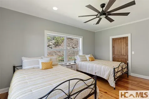 139 Stinger Ridge Glenville NC 28736