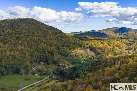 139 Stinger Ridge Glenville NC 28736