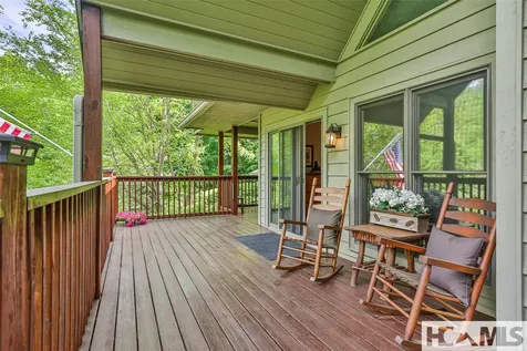 892 Buckberry Sapphire NC 28774