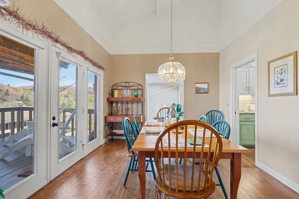 62 Sun Valley Circle Sky Valley GA 30537