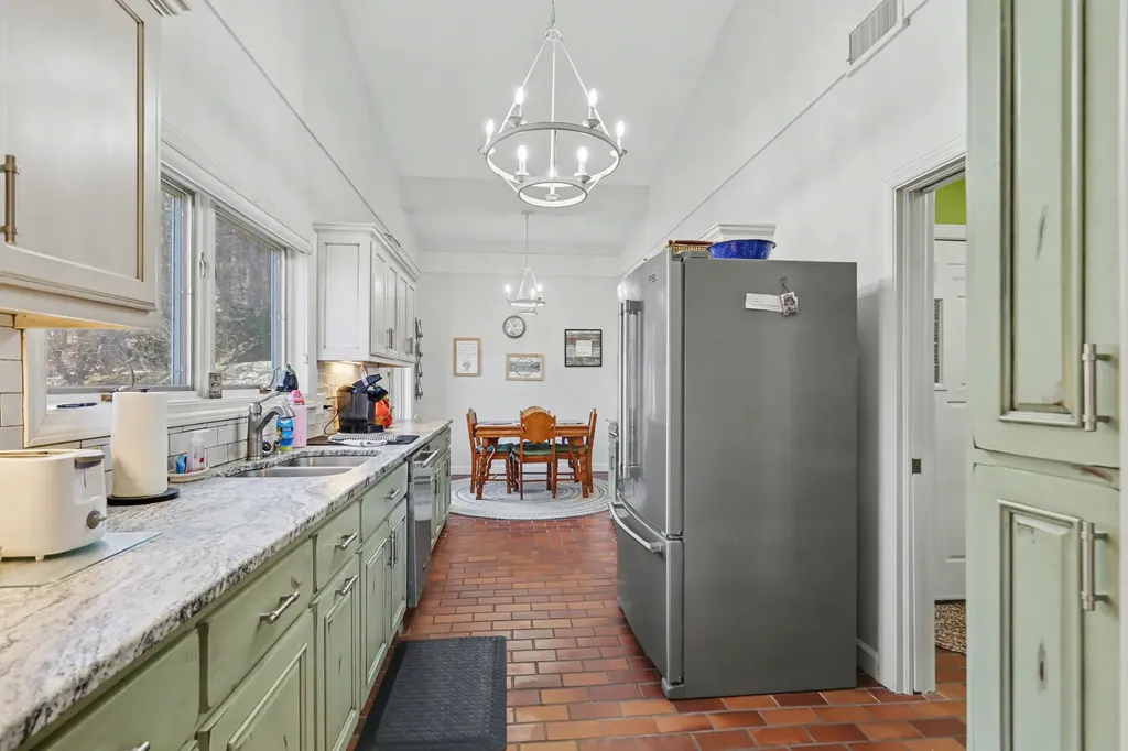 62 Sun Valley Circle Sky Valley GA 30537