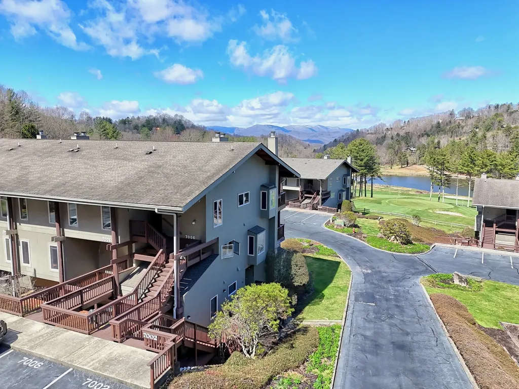 62 Sun Valley Circle Sky Valley GA 30537