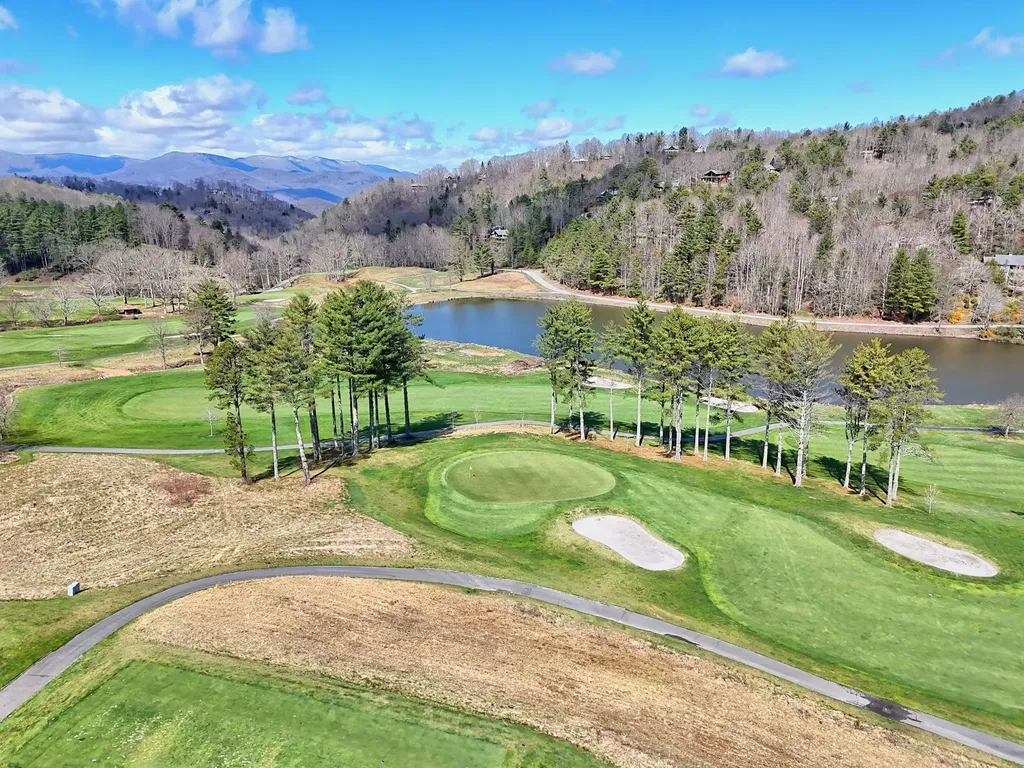 62 Sun Valley Circle Sky Valley GA 30537