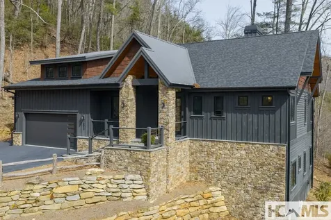 692 Lost Trail Highlands NC 28741