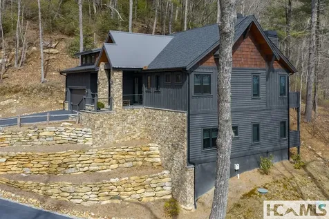 692 Lost Trail Highlands NC 28741