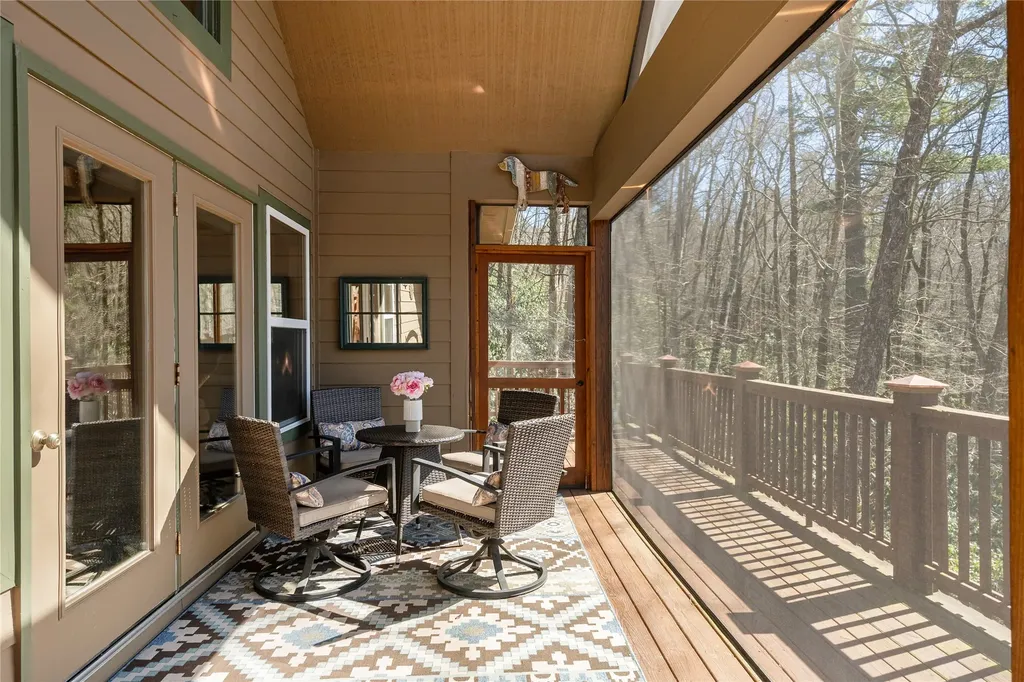 60 Pine Cone Court Sapphire NC 28774