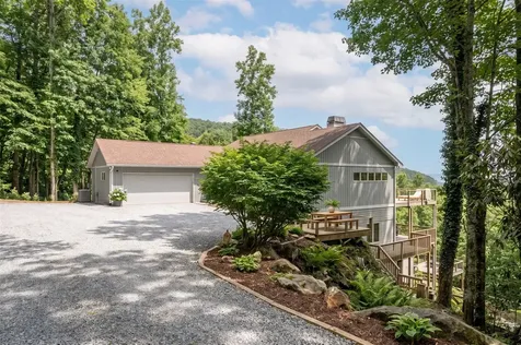 1624 Tower Road Sapphire NC 28774