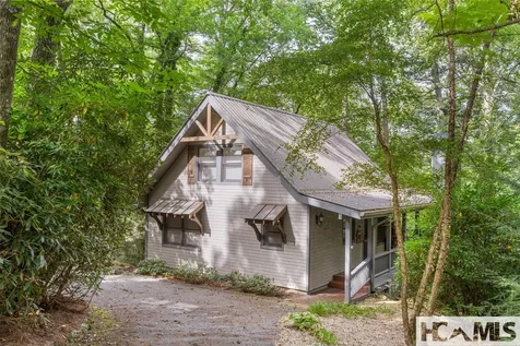 180 Wyanoak Road Highlands NC 28741