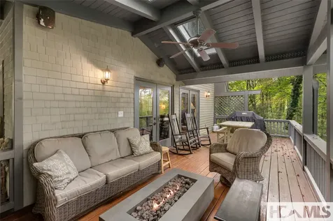 180 Wyanoak Road Highlands NC 28741