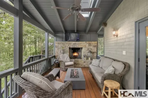 180 Wyanoak Road Highlands NC 28741