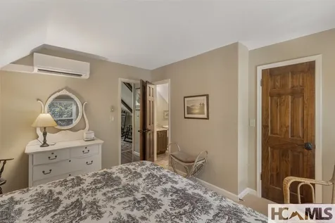 180 Wyanoak Road Highlands NC 28741