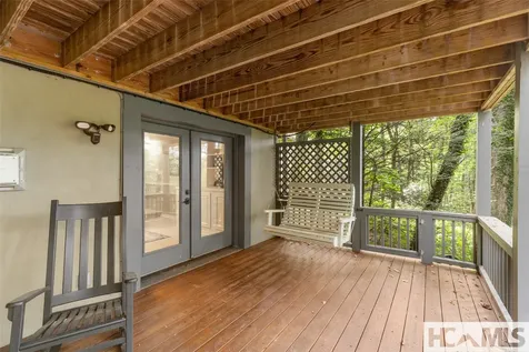 180 Wyanoak Road Highlands NC 28741