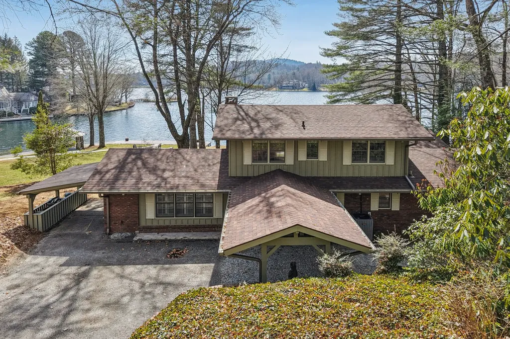 987 Cold Mountain Road Lake Toxaway NC 28747