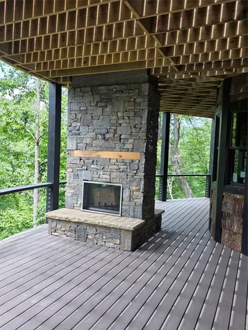 1406 Falls Drive West Highlands NC 28741