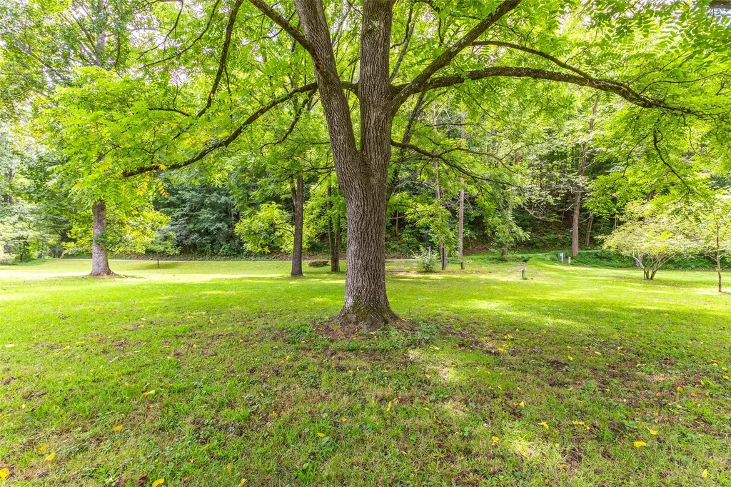 276 Welm Way Franklin NC 28734