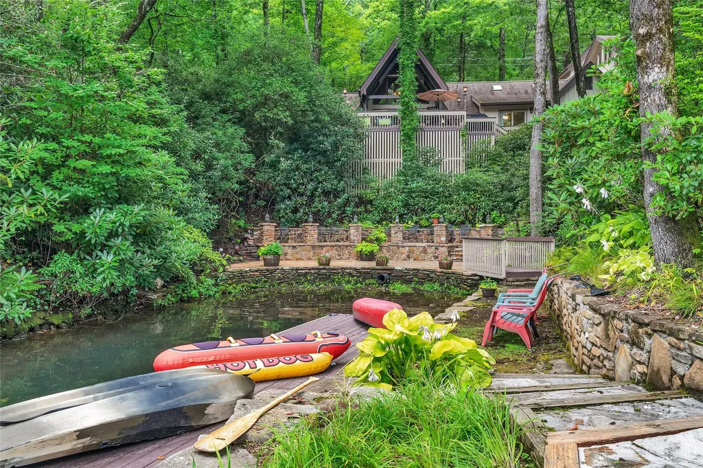 562 W Club Lake Toxaway NC 28747