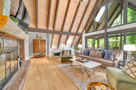 562 W Club Lake Toxaway NC 28747