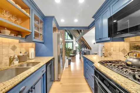 562 W Club Lake Toxaway NC 28747